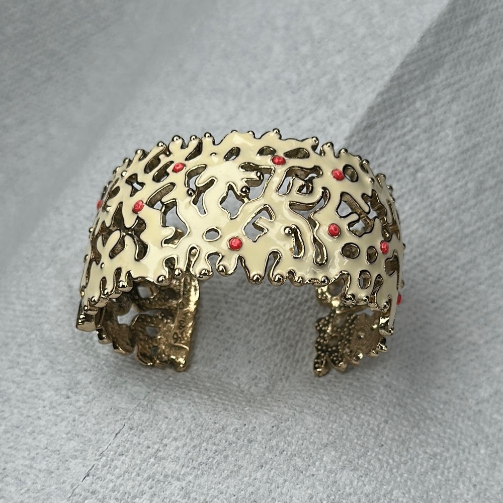 Lilly Pulitzer cuff bracelet, super pretty.